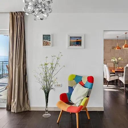 S&a With Heated Private Pool, 3 Bedrooms, 3 Bathrooms, Playground