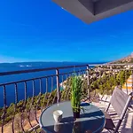 Βίλα S&a With Heated Private Pool, 3 Bedrooms, 3 Bathrooms, Playground