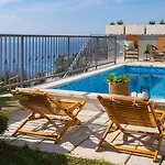 S&a With Heated Private Pool, 3 Bedrooms, 3 Bathrooms, Playground Βίλα
