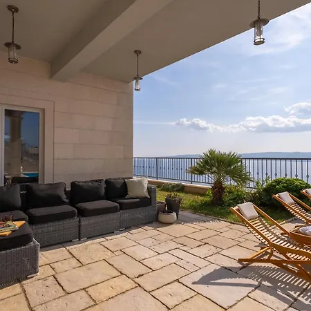 Willa S&a With Heated Private Pool, 3 Bedrooms, 3 Bathrooms, Playground *