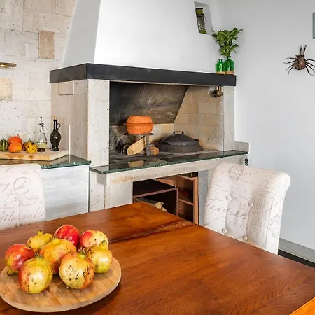 Willa S&a With Heated Private Pool, 3 Bedrooms, 3 Bathrooms, Playground Mimice