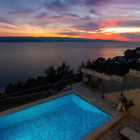 S&a With Heated Private Pool, 3 Bedrooms, 3 Bathrooms, Playground Willa