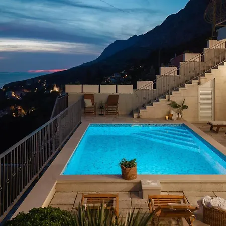 S&a With Heated Private Pool, 3 Bedrooms, 3 Bathrooms, Playground Mimice