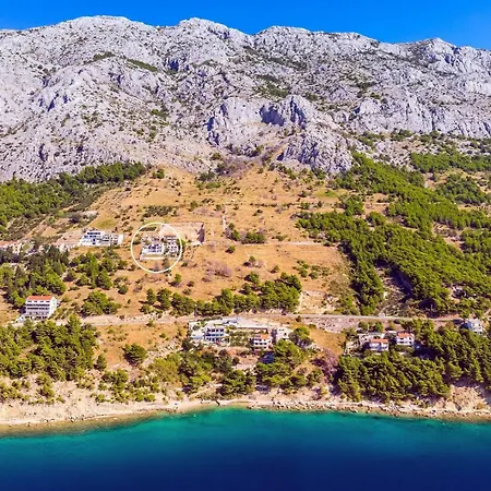 Willa S&a With Heated Private Pool, 3 Bedrooms, 3 Bathrooms, Playground Mimice