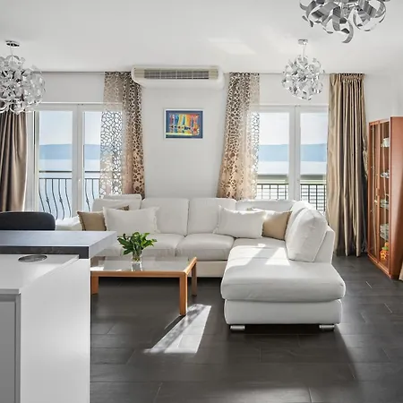 S&a With Heated Private Pool, 3 Bedrooms, 3 Bathrooms, Playground * Mimice