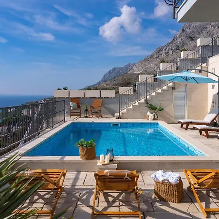S&a With Heated Private Pool, 3 Bedrooms, 3 Bathrooms, Playground Βίλα