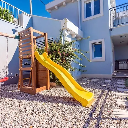 Villa S&a With Heated Private Pool, 3 Bedrooms, 3 Bathrooms, Playground Mimice