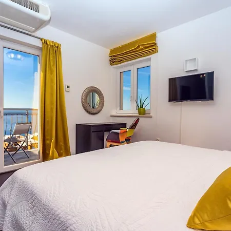 S&a With Heated Private Pool, 3 Bedrooms, 3 Bathrooms, Playground Villa Mimice